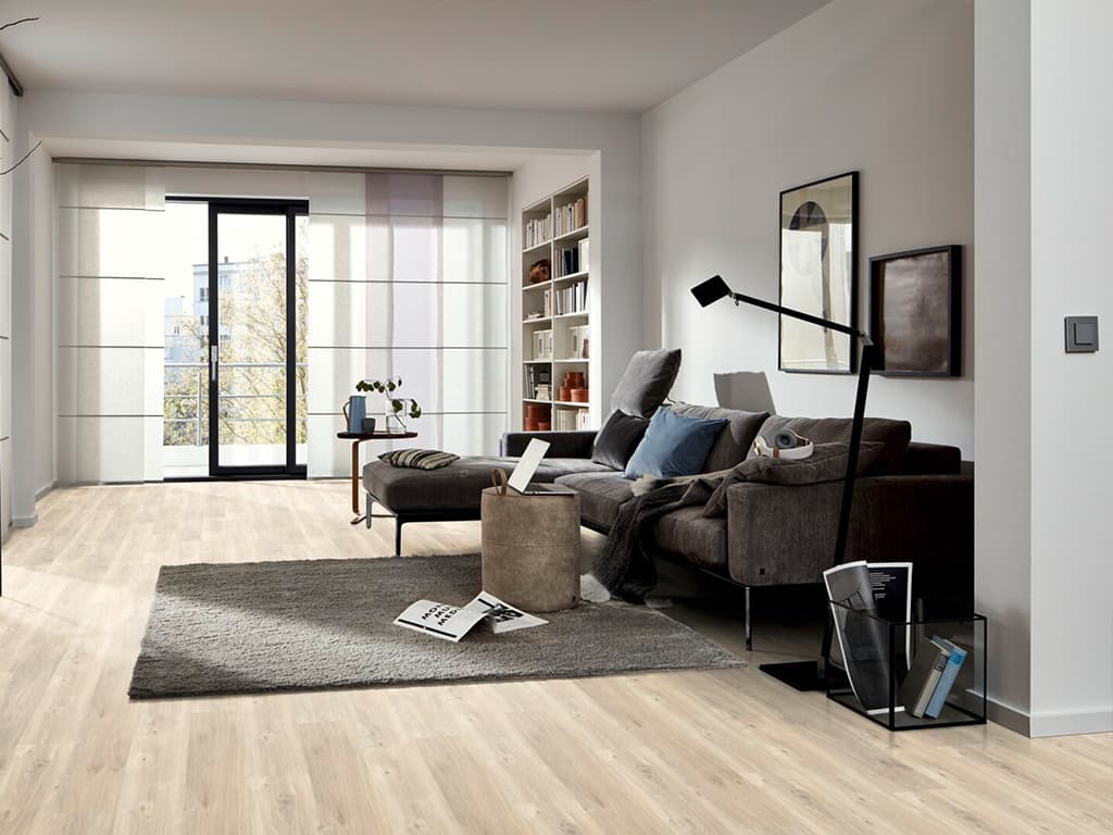 Vinylboden mit Holzoptik im Wohnzimmer