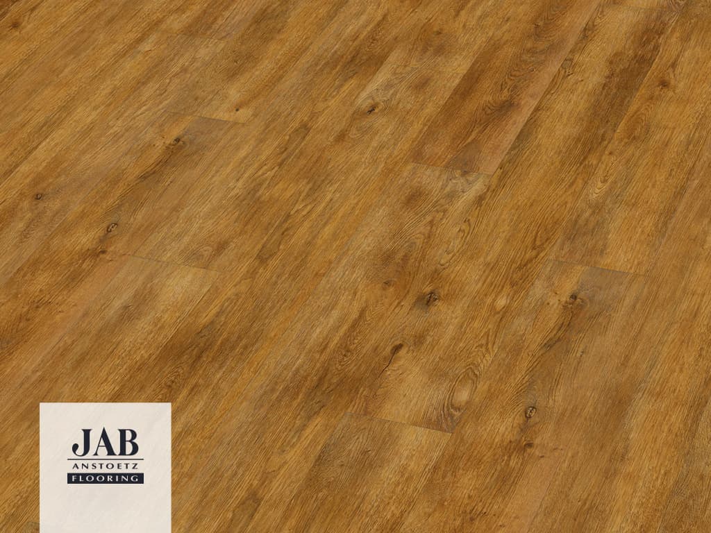 Vinylboden verlegt in Farbe braun