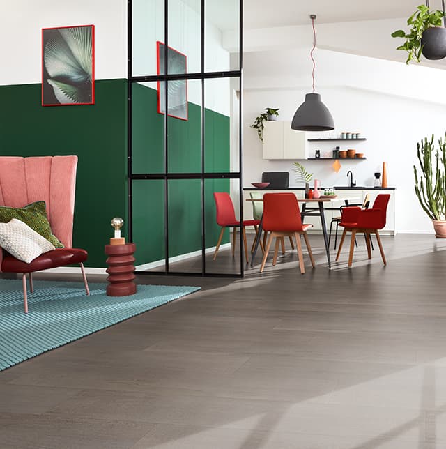 Vinylboden in Holzoptik im Wohnzimmer