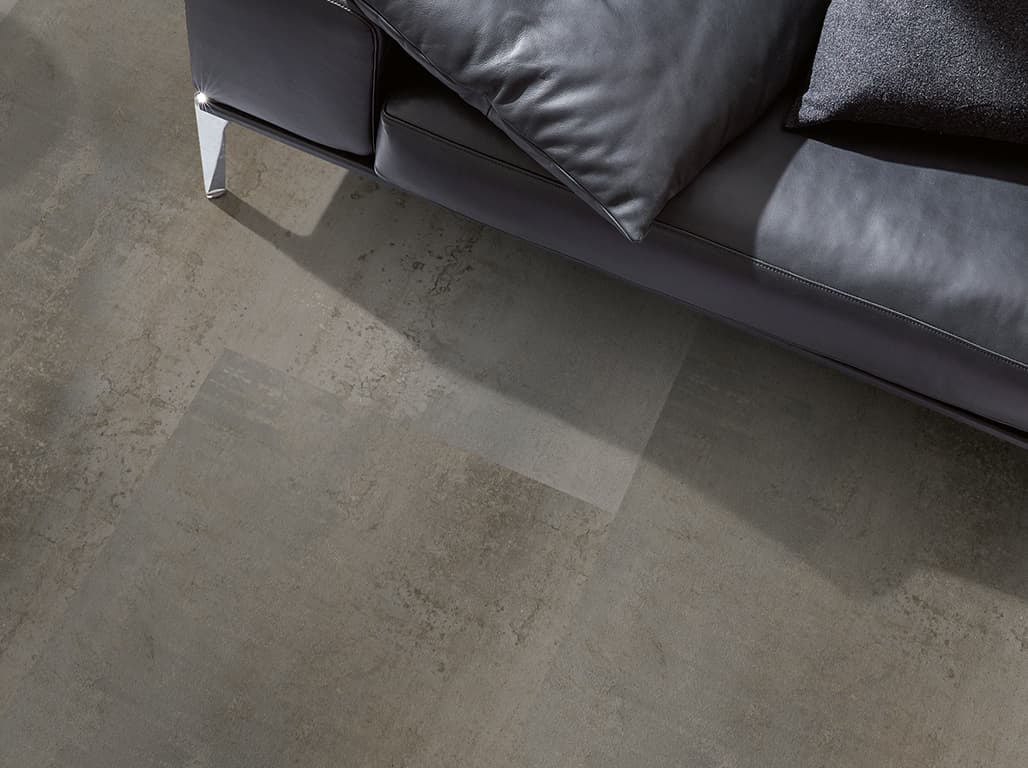 Detailaufnahme LVT Boden in Steinoptik 