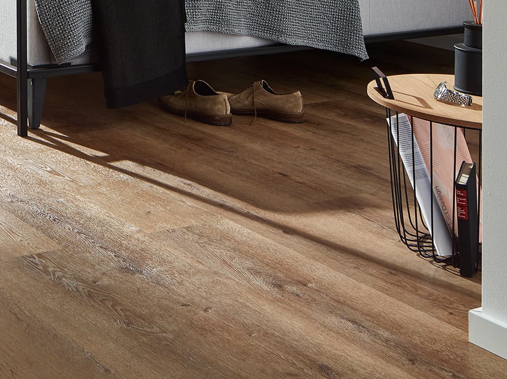 LVT Boden mit Holzoptik im Schlafzimmer